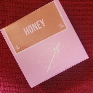 Jeffree Star Honey Setting Powder